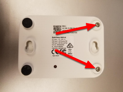 ../../../_images/om5p-ac-radio-modification-2.png